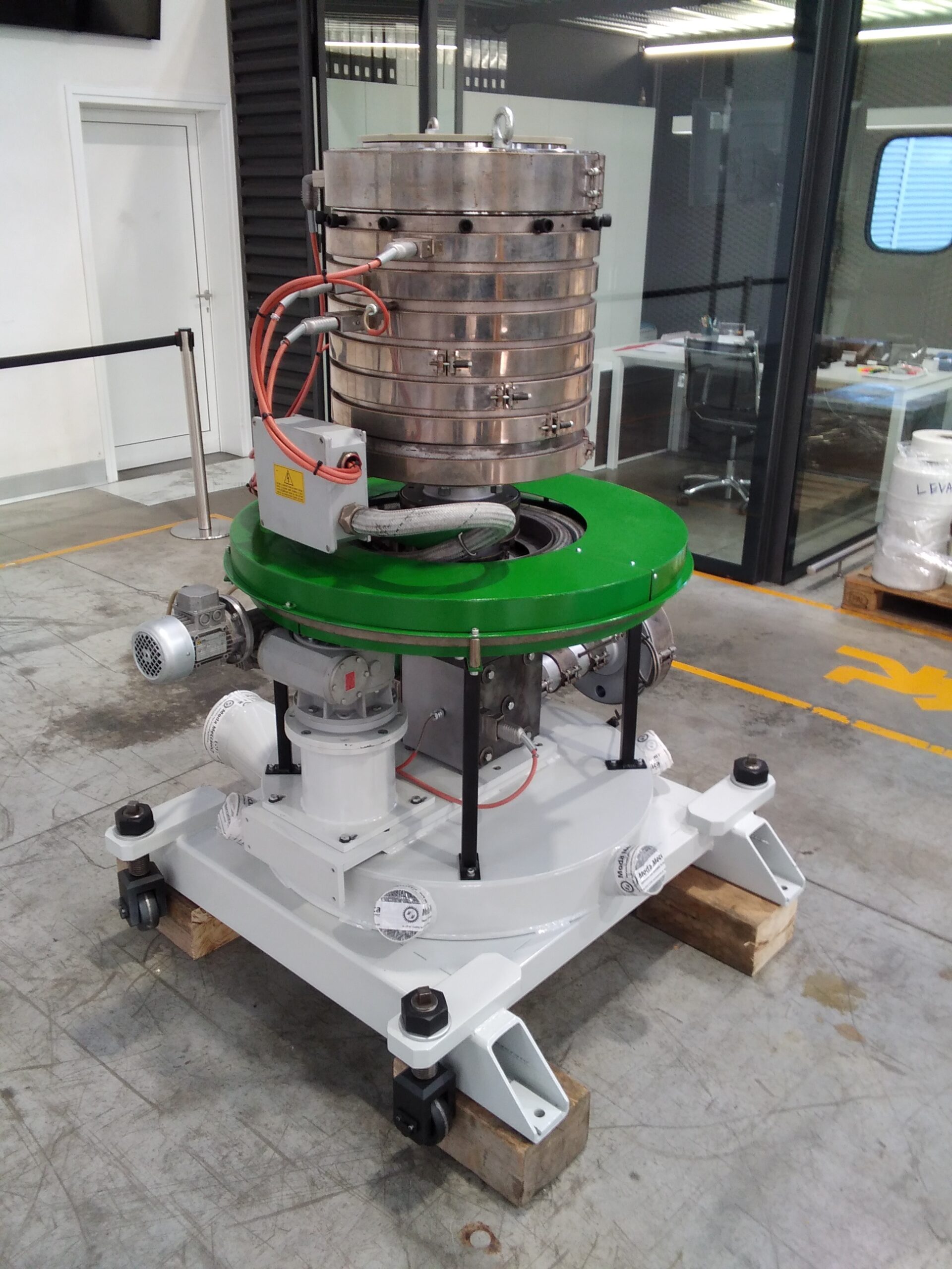 Moda Meccanica - COM-83-21-FINITA-1-scaled-2.jpg