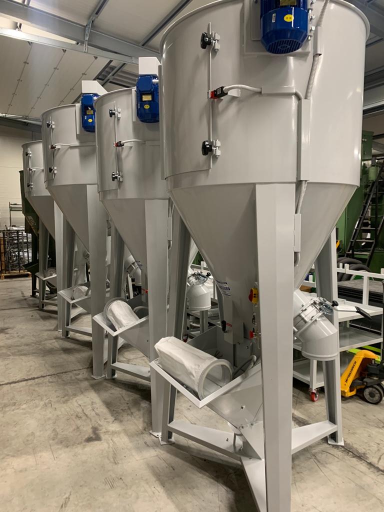 Moda Meccanica - WhatsApp-Image-2020-12-04-at-17.15.24-1.jpeg